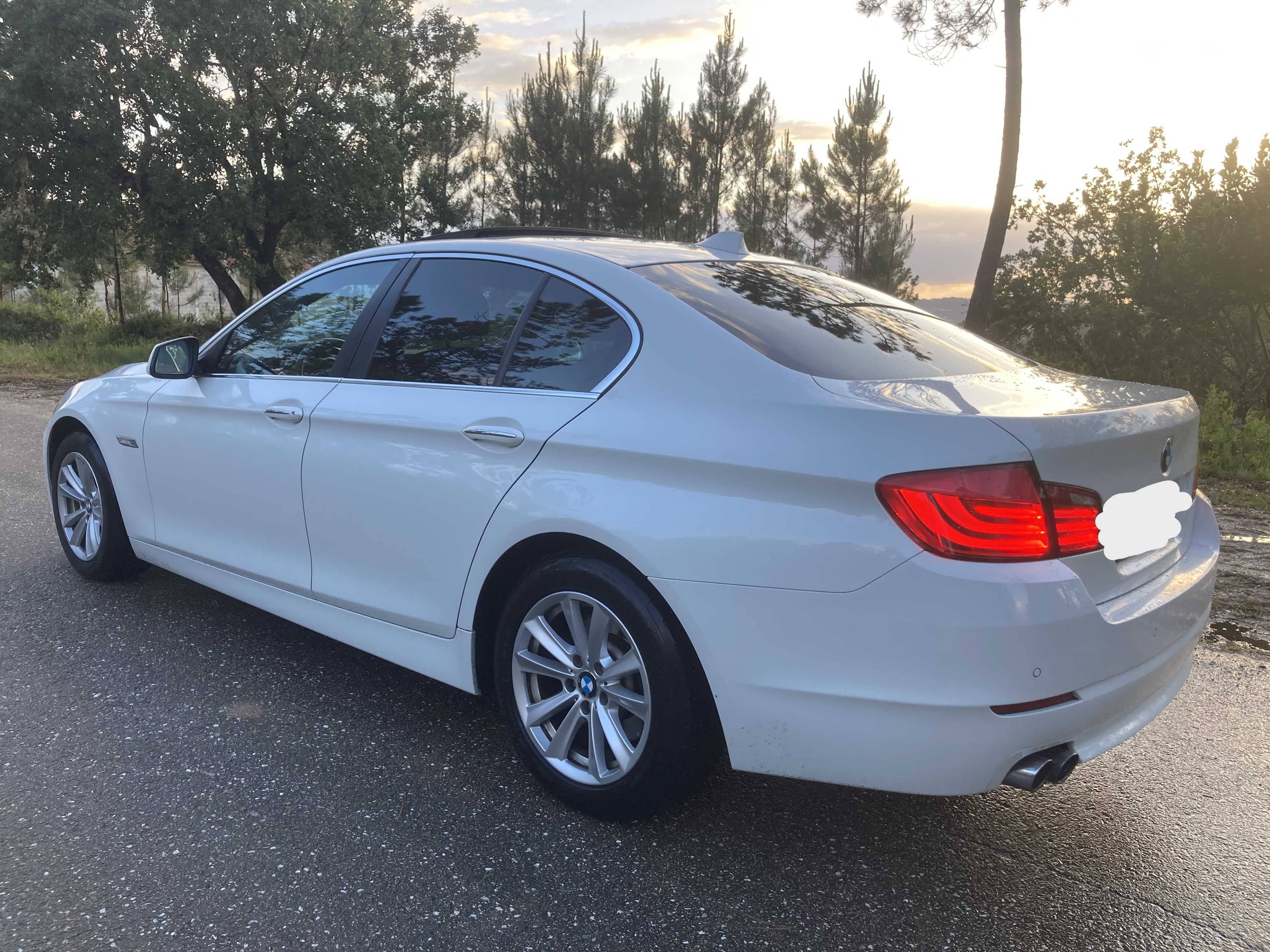 BMW 520D em ótimo estado/full-extras