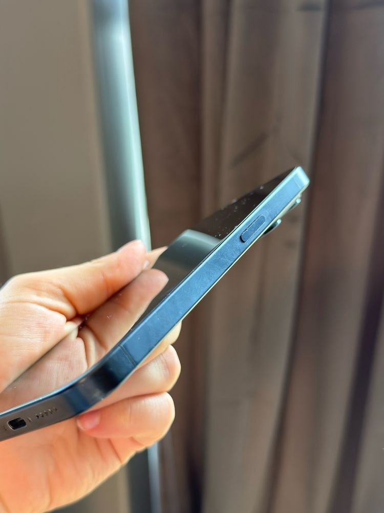 IPhone 15 pro 256Gb