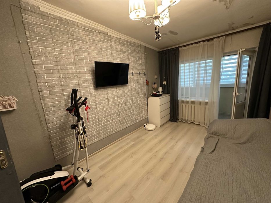 ПАРК ГОРЬКОГО \ Космонавтов 2 - комн Укомплектована Кирпичный дом