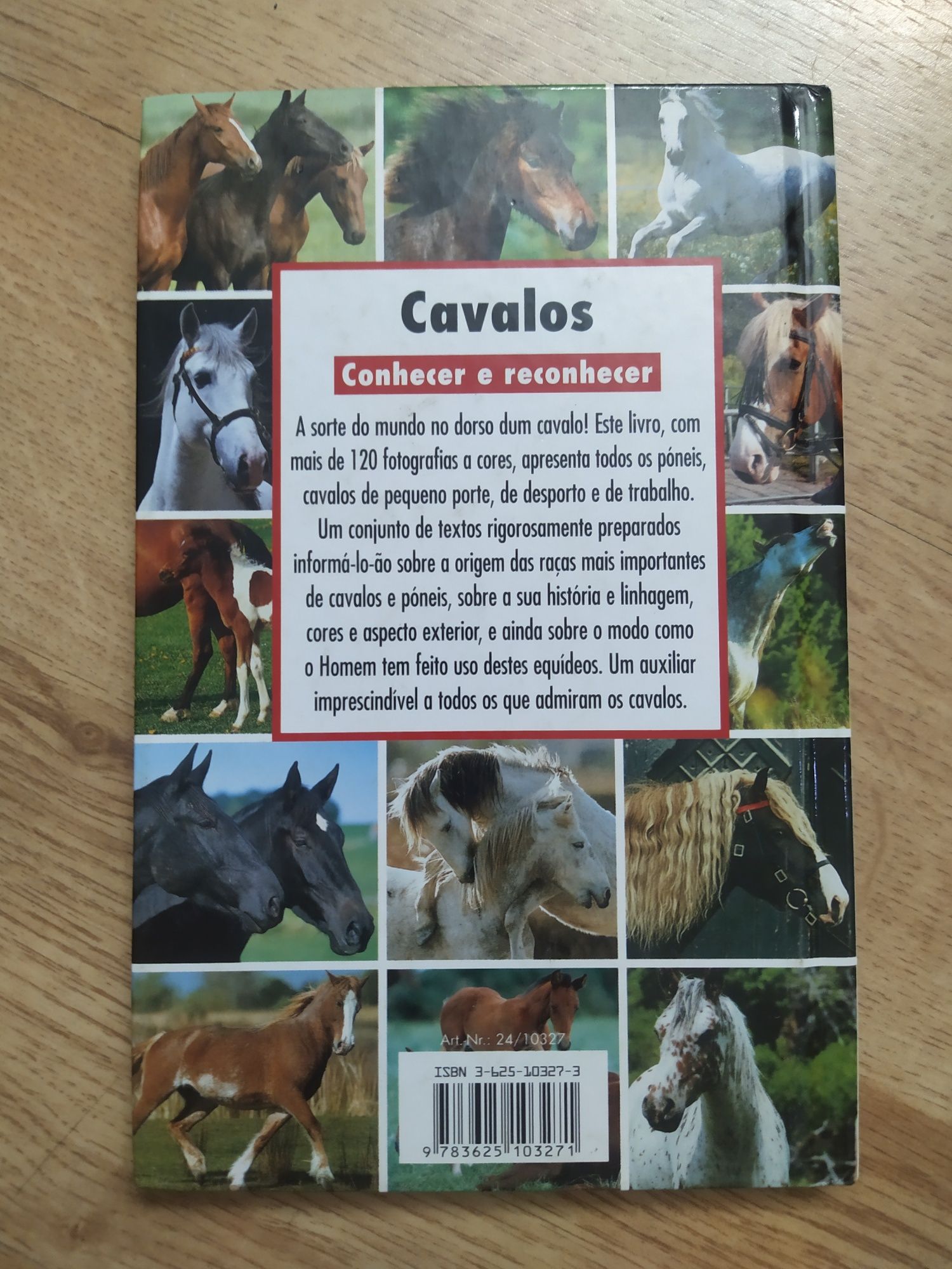 Vendo os livros "Conhecer e reconhecer Gatos "