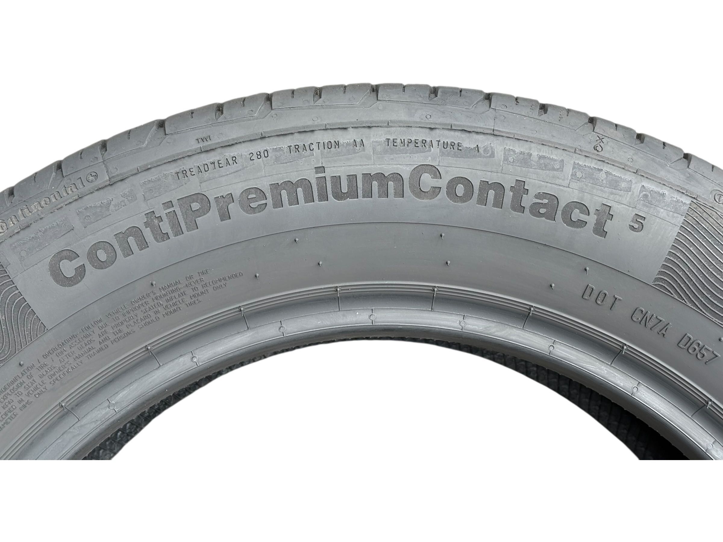 235/55/17 CONTINENTAL Premium Contact 5 103W XL