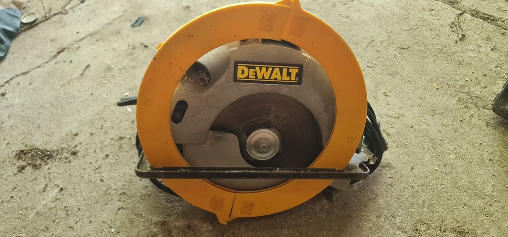 DEWALT DC62qs serra circular