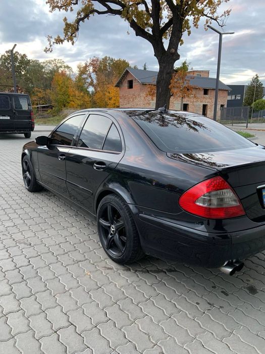 Продам Mercedes w211