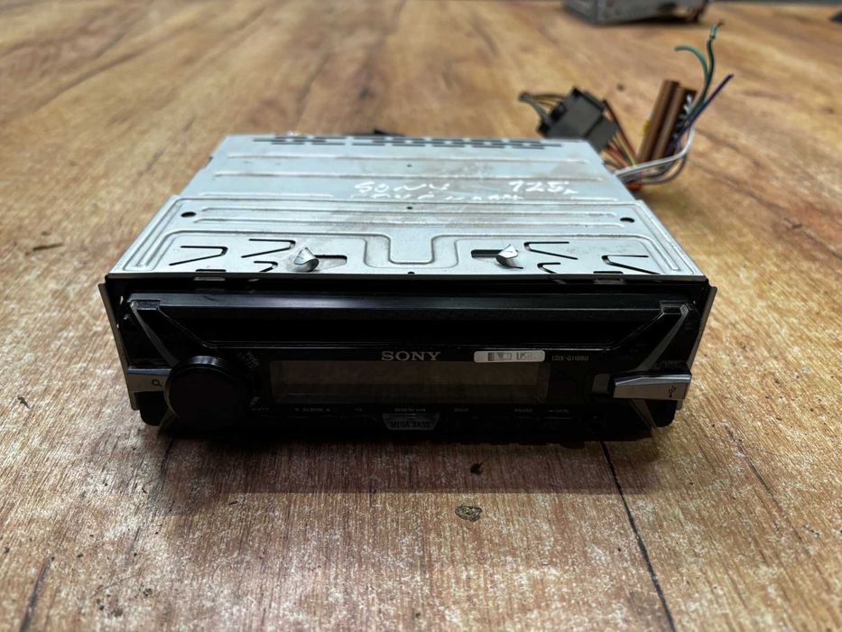 Radio Sony CDX-G1100u