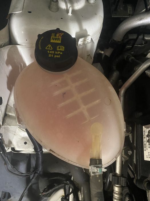 Расширительный бачок Ford ecosport 18-22