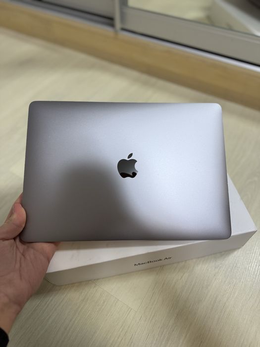 Macbook Air m1 512 хороший стан