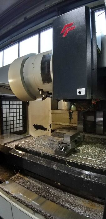 Centro de Maquinação CNC FEELER FVP 1300A + CARRO DE LIMALHAS +CHILLER