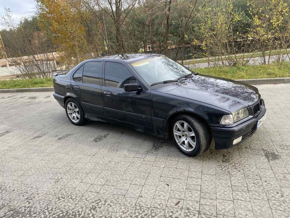 Продам BMW318