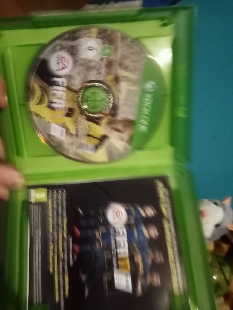Fifa 17 xbx one stan idealny