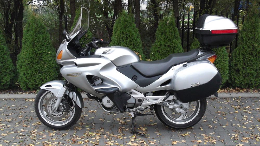 Honda Deauville 650