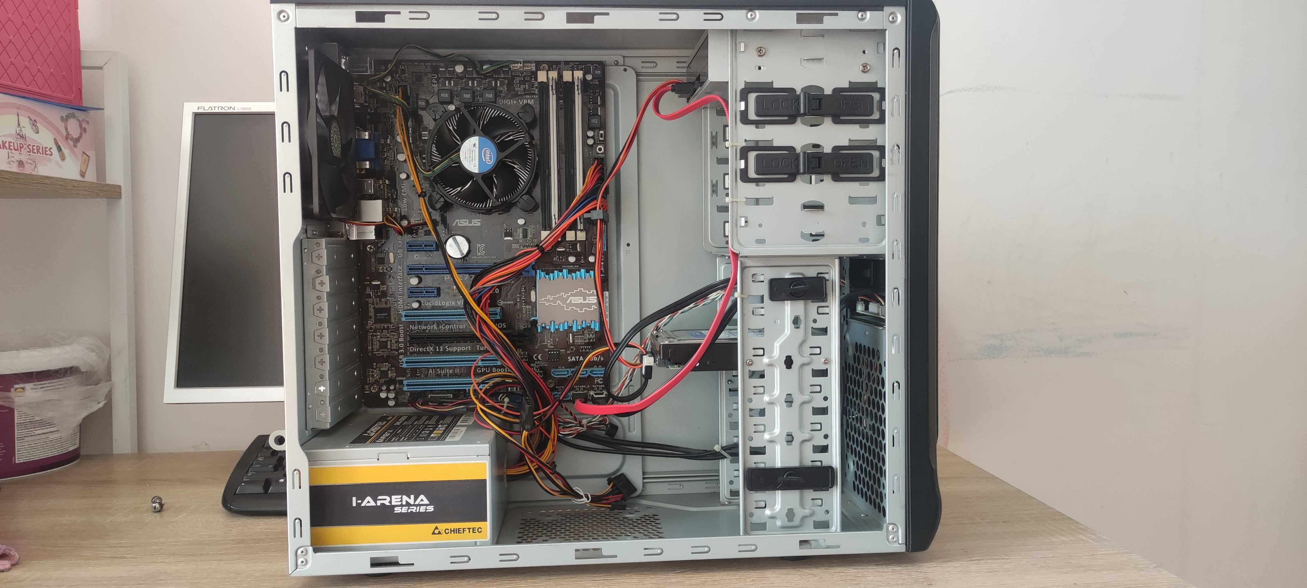 Komputer stacjonarne Cooler Master Elite