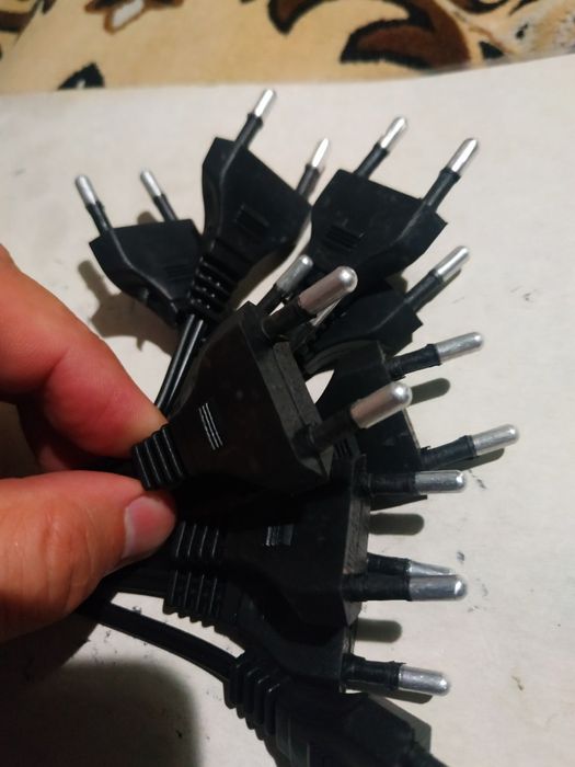 Шнур питания шокер и фонарик.Новый.