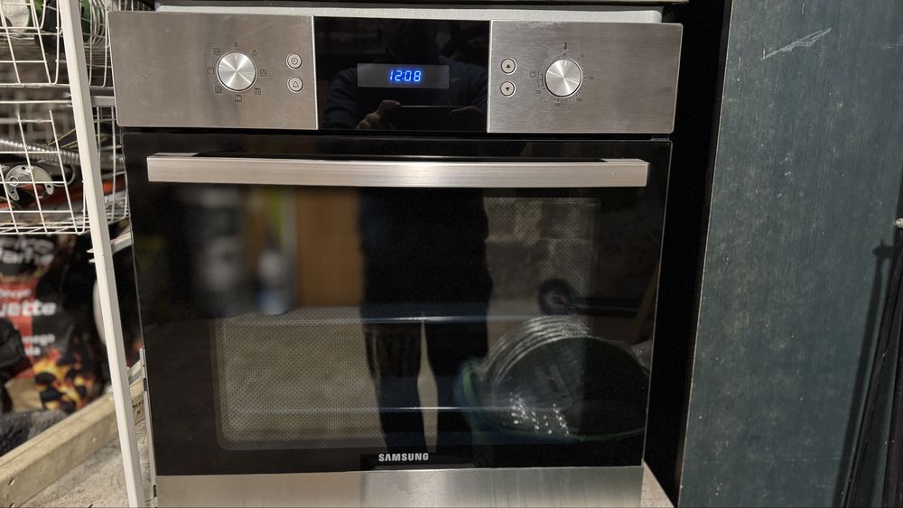 Samsung  piekarnik super  stan 100% sprawny