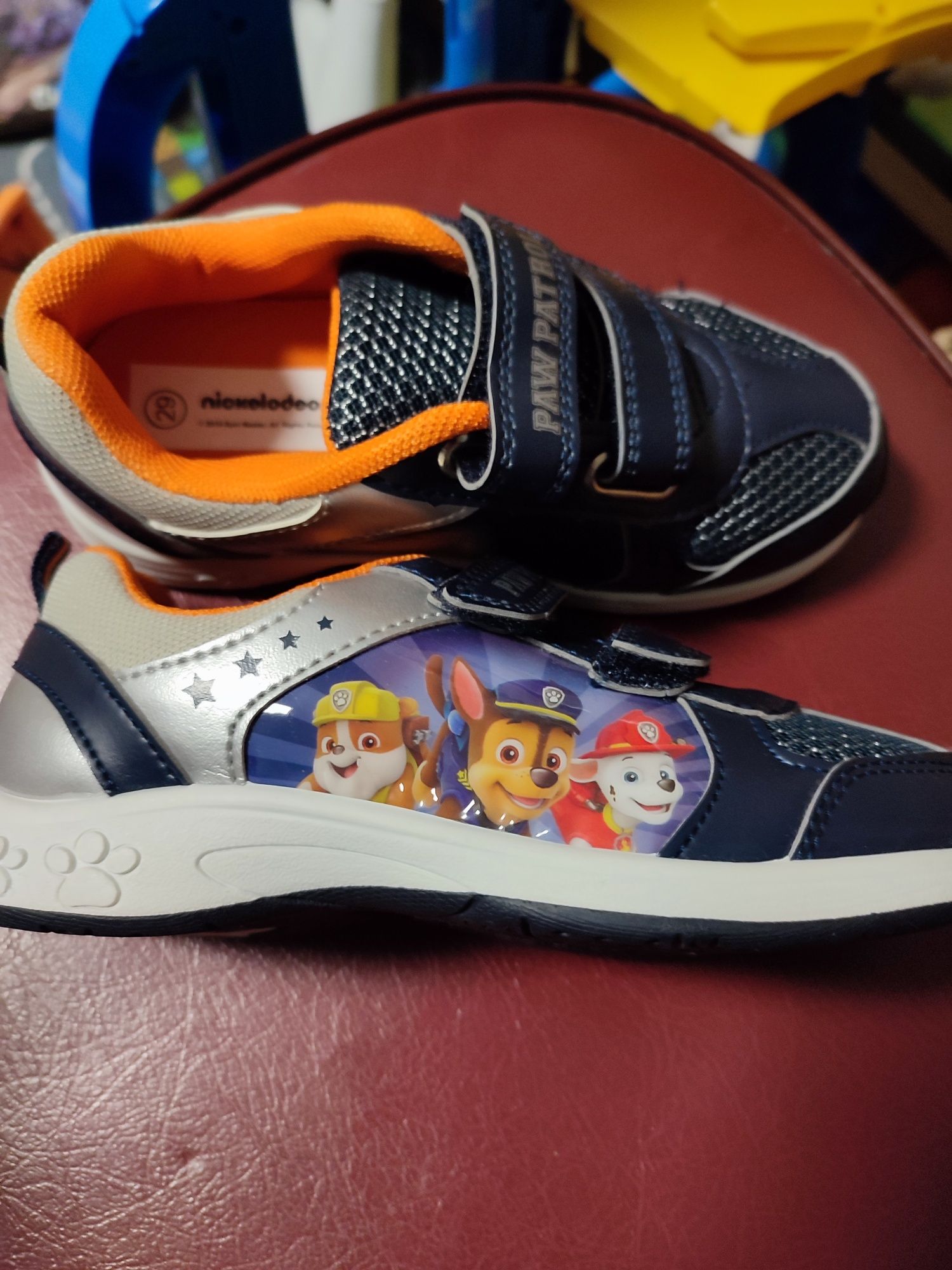 Buty wiosenne 29 nowe