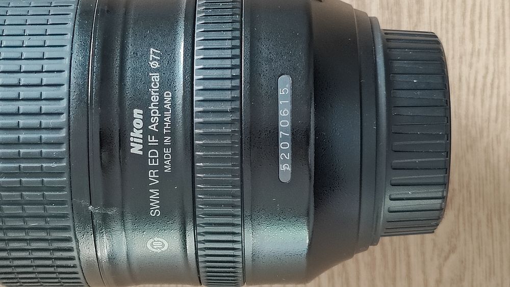 Об'єктив Nikon 28-300mm f/3.5-5.6G ED VR повний кадр, стабілізація