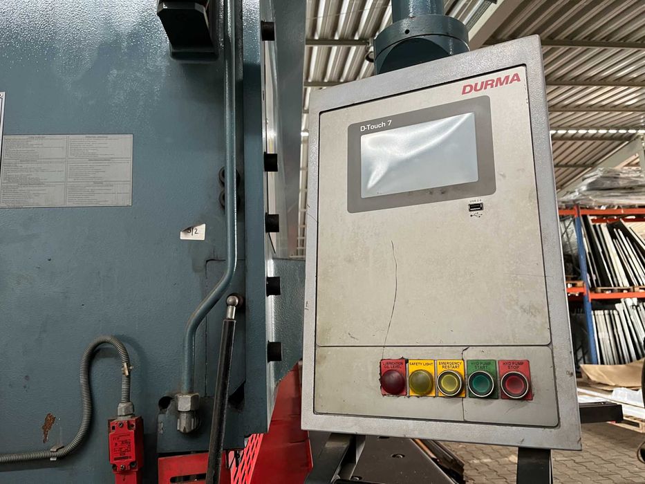 Sterowane CNC hydrauliczne nożyce gilotynowe DURMA VS 6013
