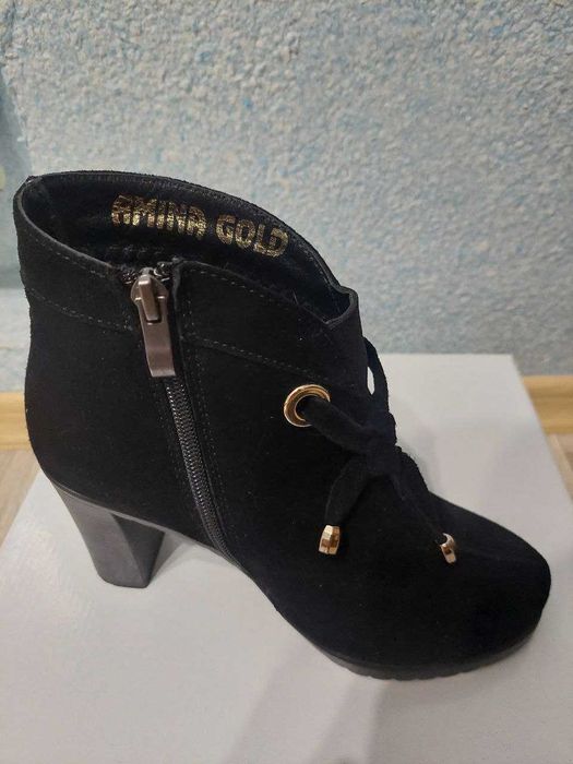 осінні черевики жіночі