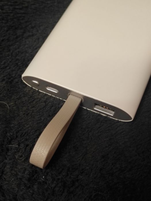 Павербанк Samsung Fast Charge