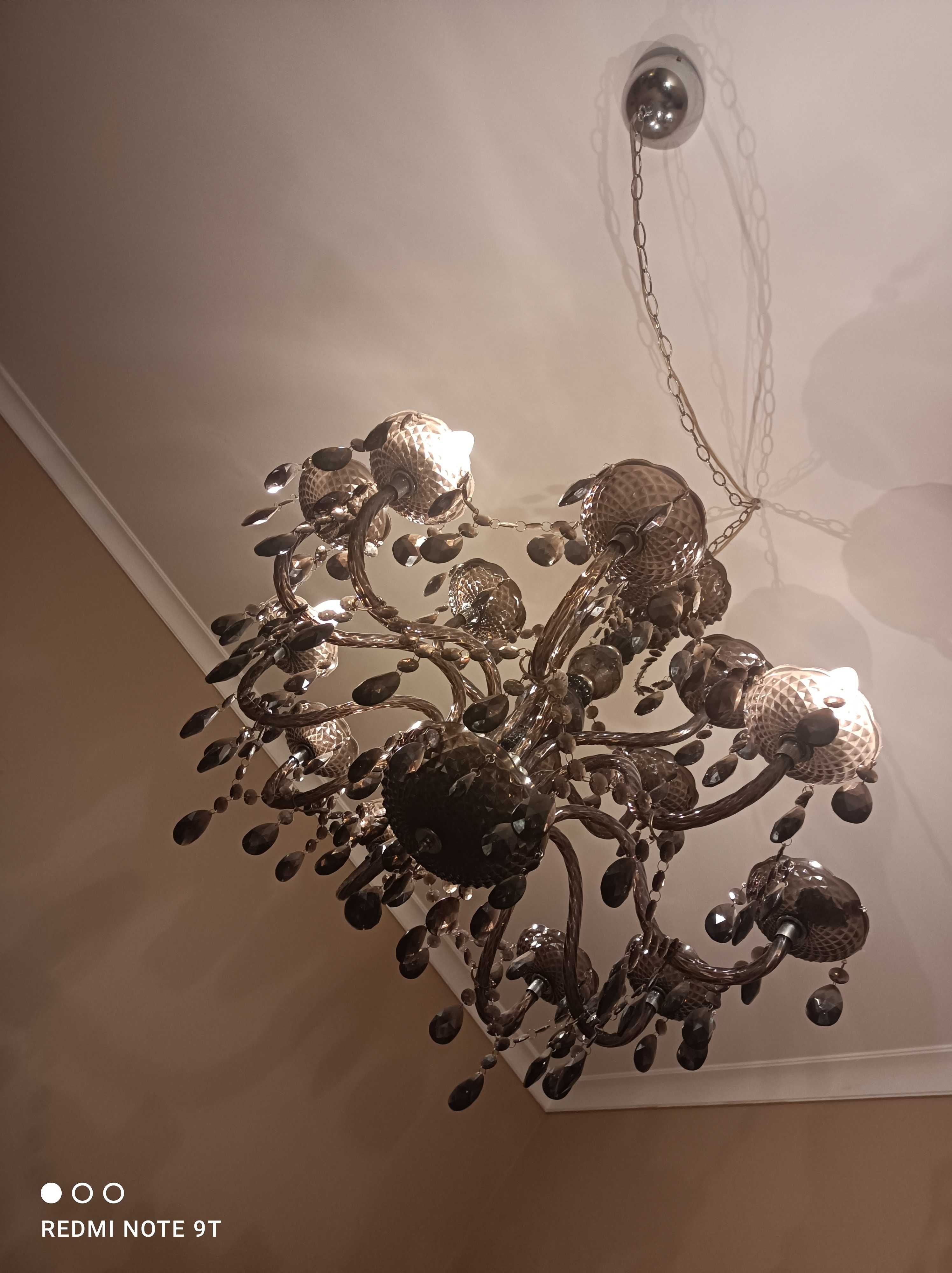 Lustre moderno gato preto