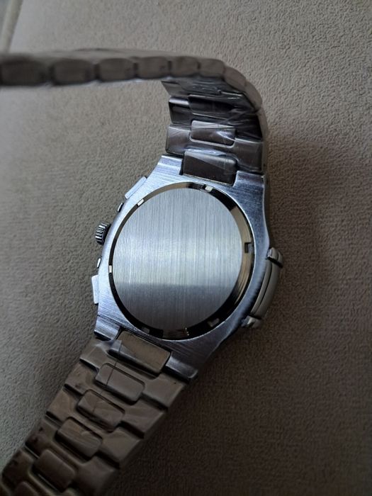 Годинник Patek Philippe.