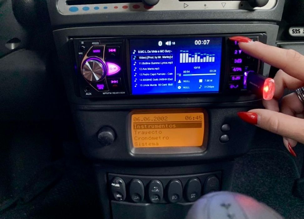Auto-Rádio Mp5 1 din Novo Full-HD, USB,SD,60x4w Novo em caixa