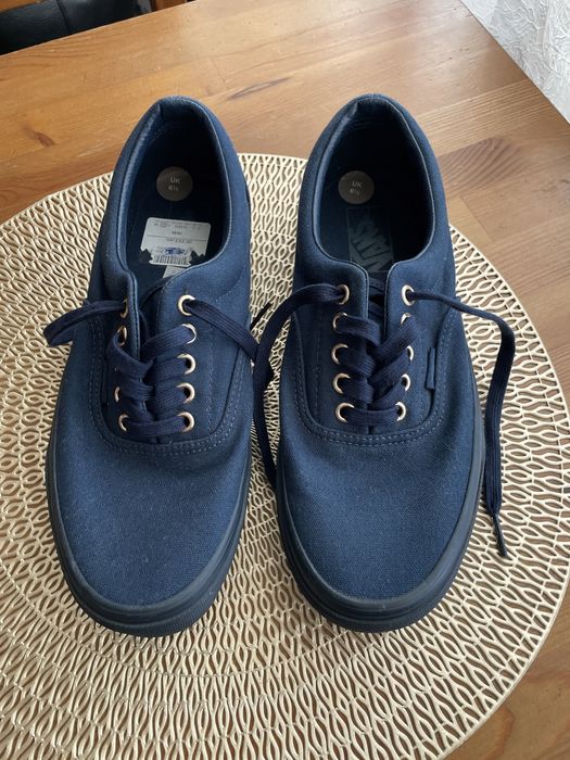 Nowe buty firmy  Vans  rozm.6 1/2