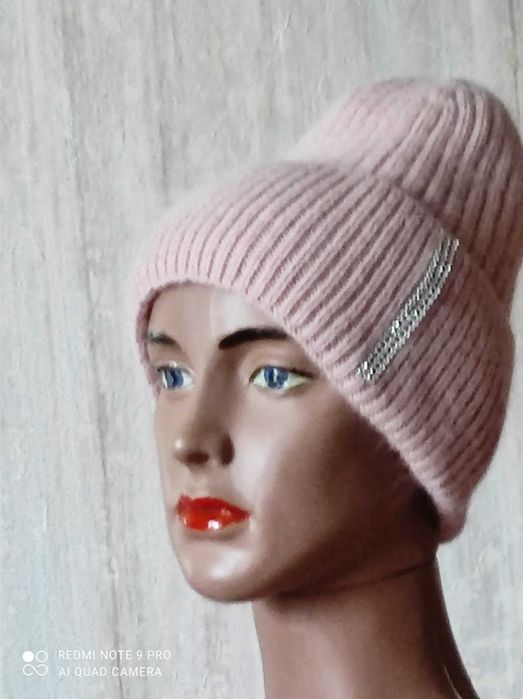 Шапочка из ангоры 56-58 р.