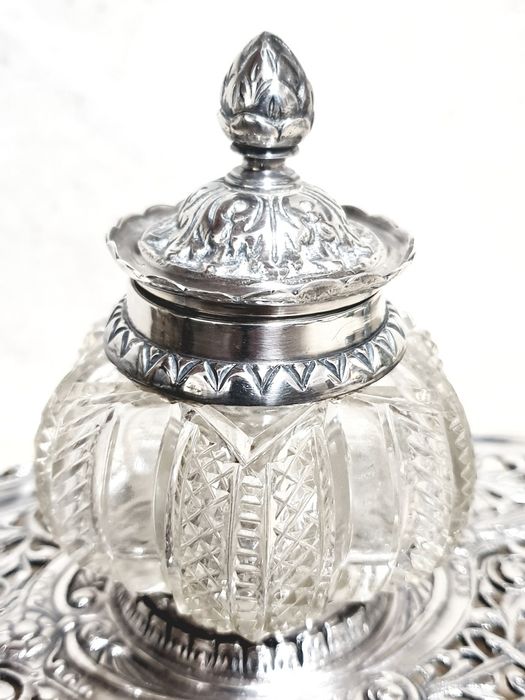 Fantástico antigo tinteiro em cristal Baccarat? E banho em prata