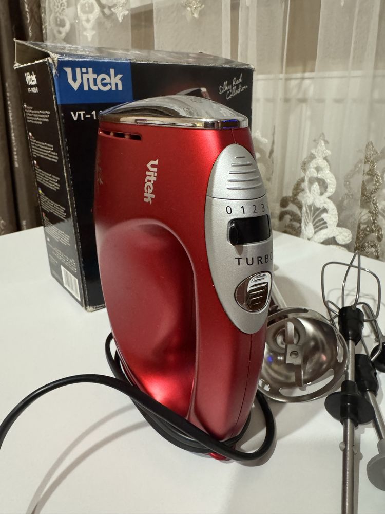 Міксер vitek 1409-VT-03