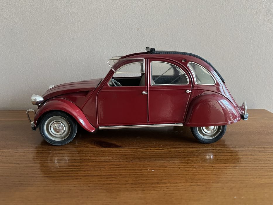 Sprzedam autko Citroëna 2CV 1:17 Solido