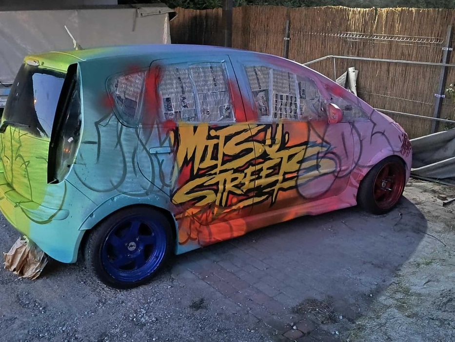 Malowanie artystyczne graffiti murale