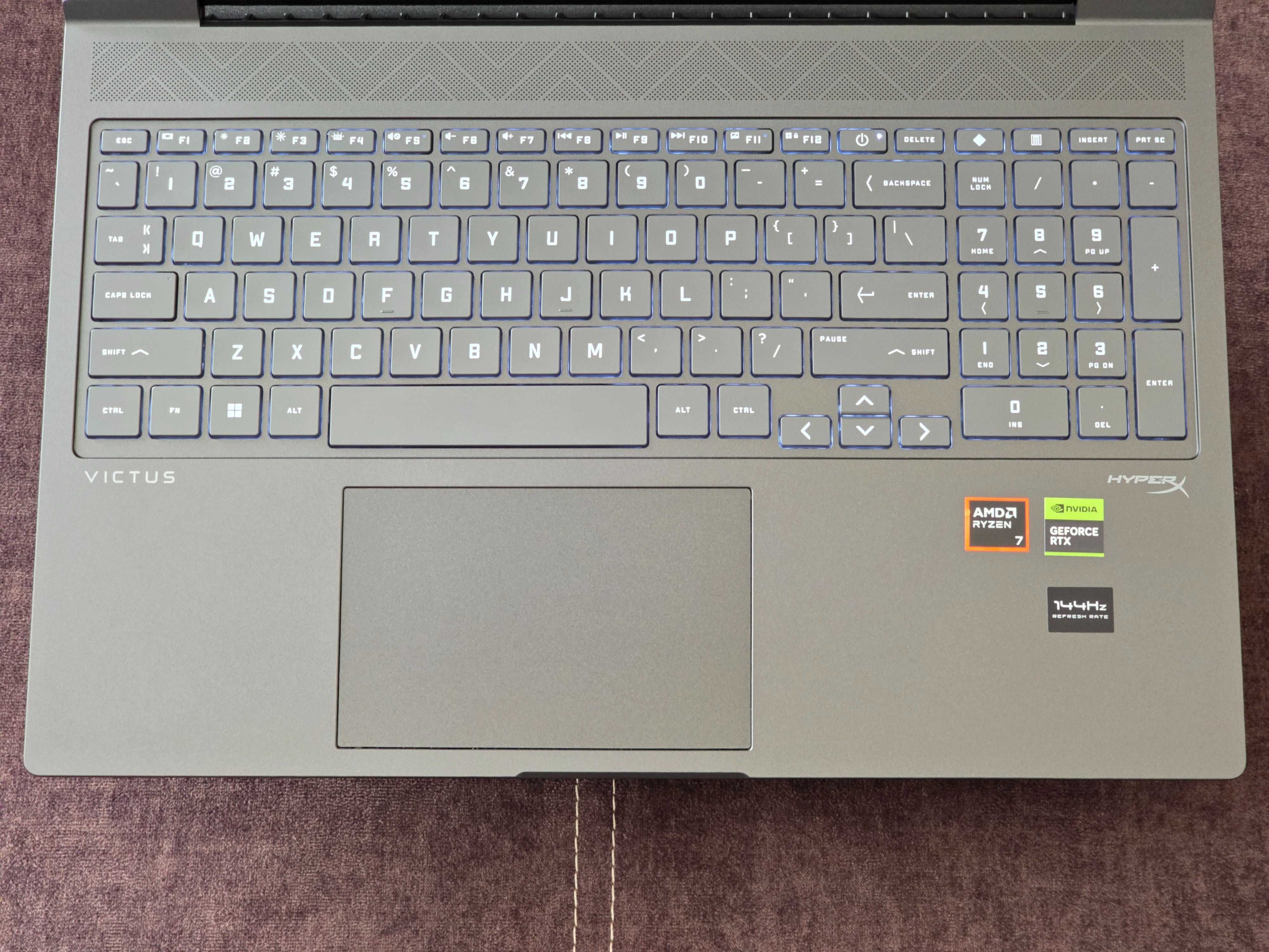 HP Victus 16 (16" FHD 144Hz/ R7 8845HS/ 32 DDR5/ 512 NVMe/ RTX 4070)