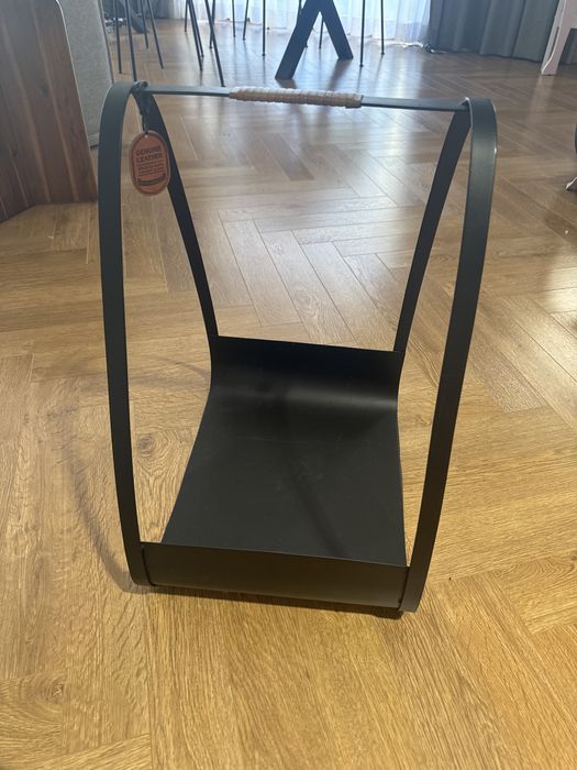 Pojemnik na drewno/ kominek