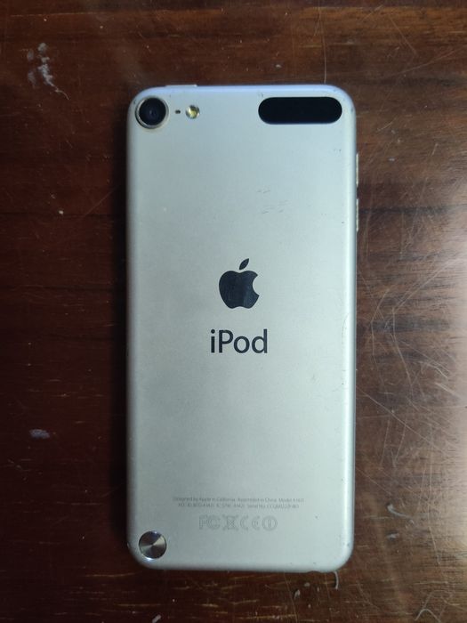 Ipod на 16 gb НА ЗАПЧАСТИ