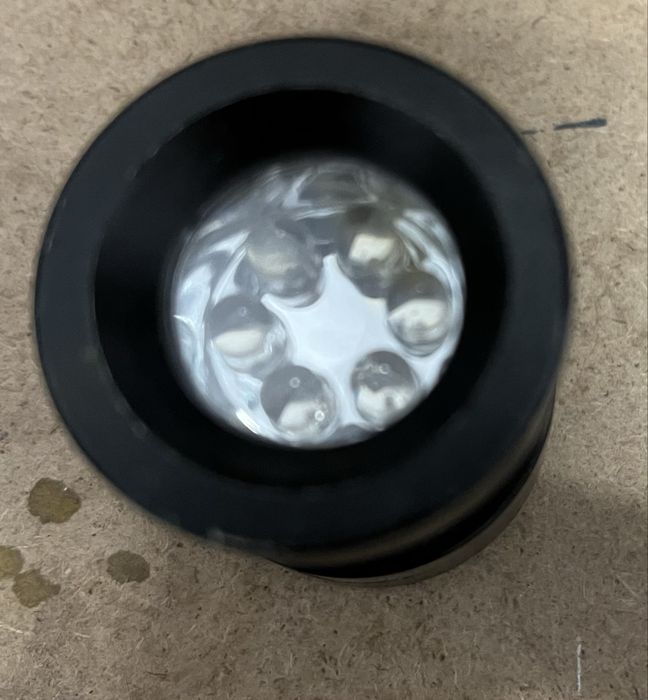 Lampka rowerowa do biegania migajaca