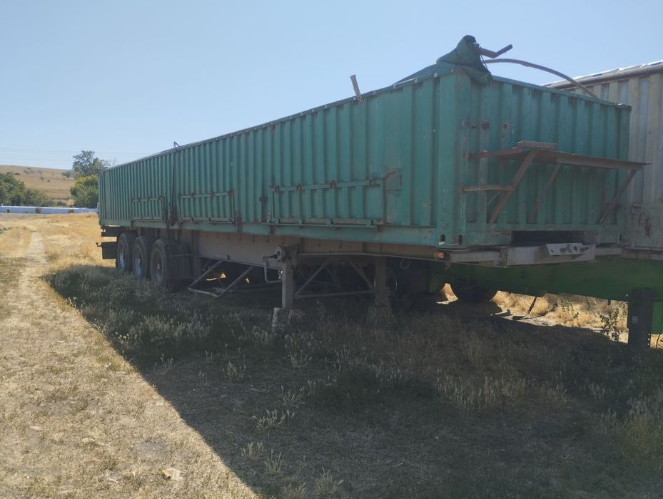 Продам причіп на запчастини