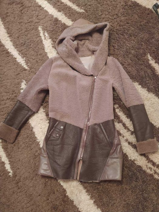 Новая женская курточка