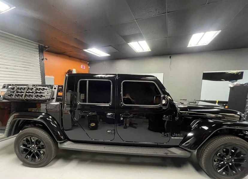 Тонировка авто стекол Растонировка окон автомобиля Затонировать стекло