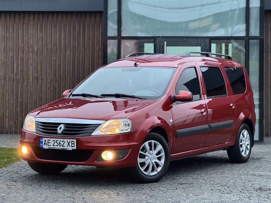 Продам Renault Logan MCV 2012