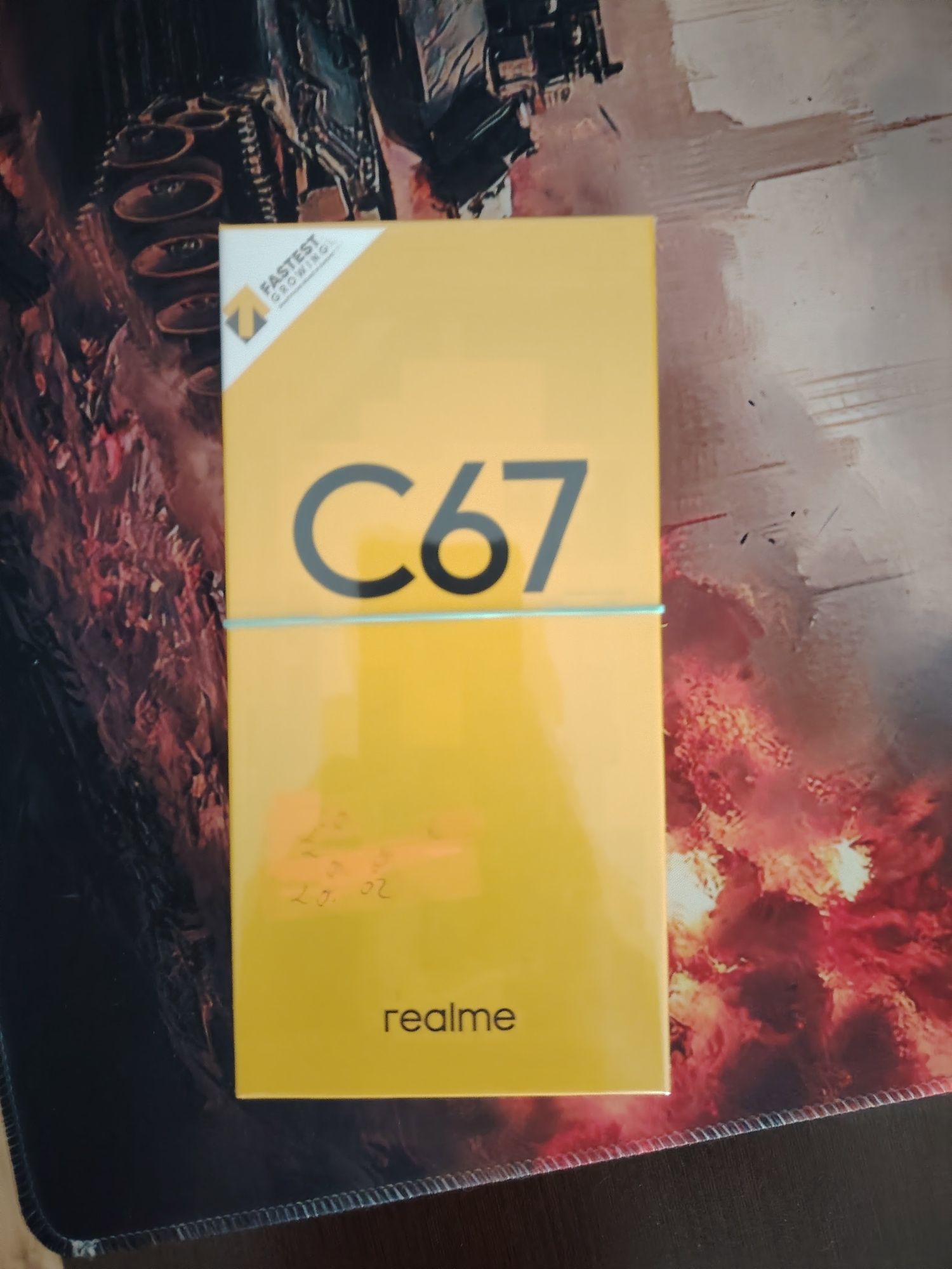 Realmy c67   8/256 sunny oasis