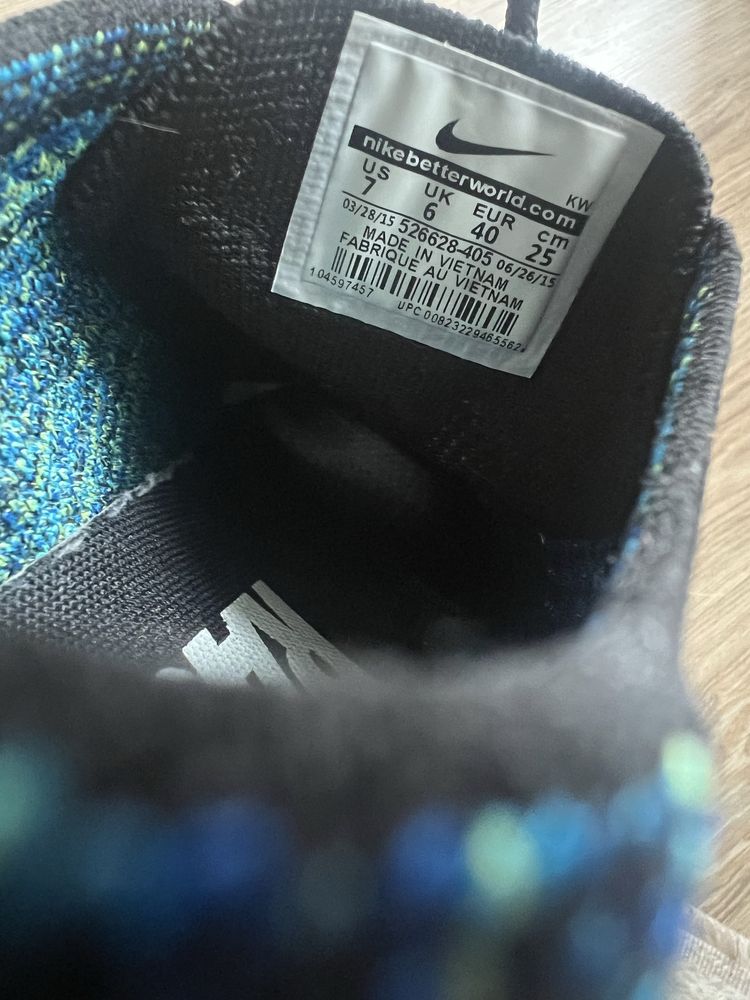 Чоловічі кроссівки Nike Flyknit Racer 40 розмір