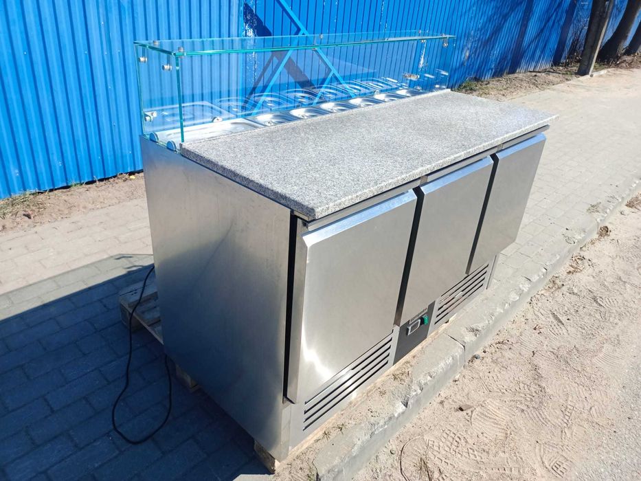 Lada chłodnicza sałatkowa 1,36 x 0,7 m [SAG147OG GGMGASTRO]