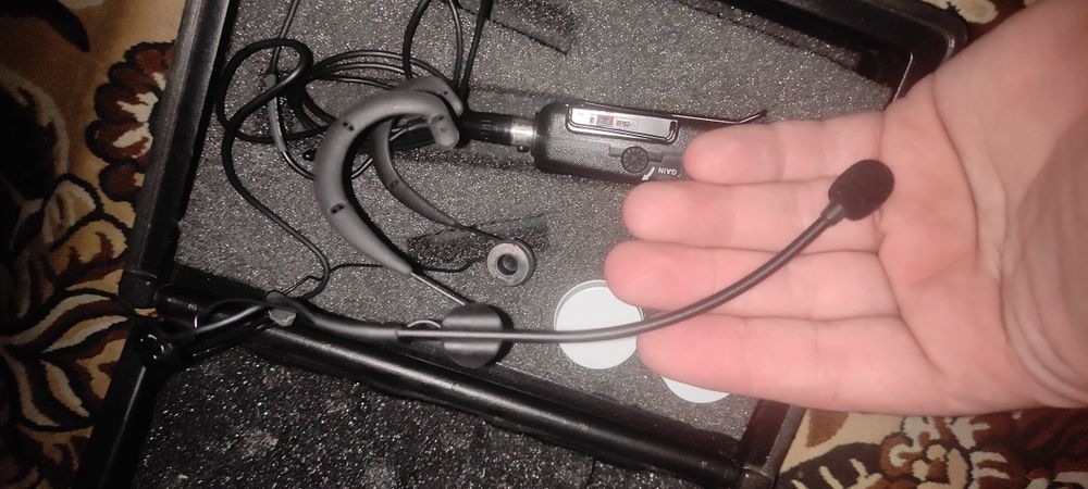 Двовуха гарнітура Shure WBH53T