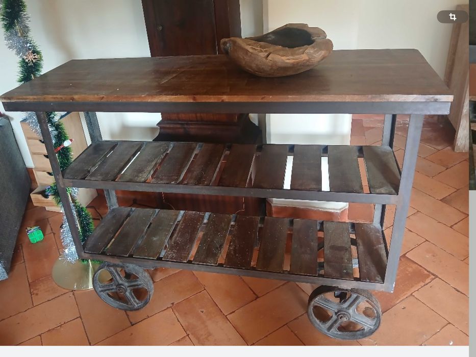 Moveis da area, cadeirao , aparadores , PRECO FIXO