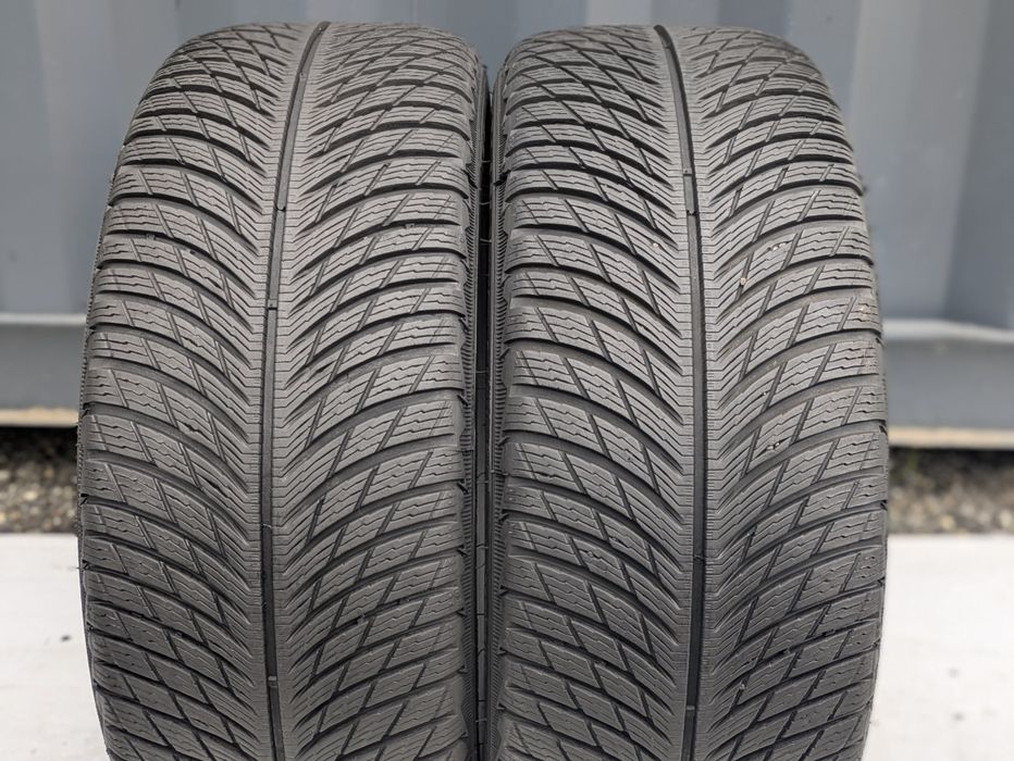 225/45R18 Michelin Pilot Alpin 5 MO1 Zima