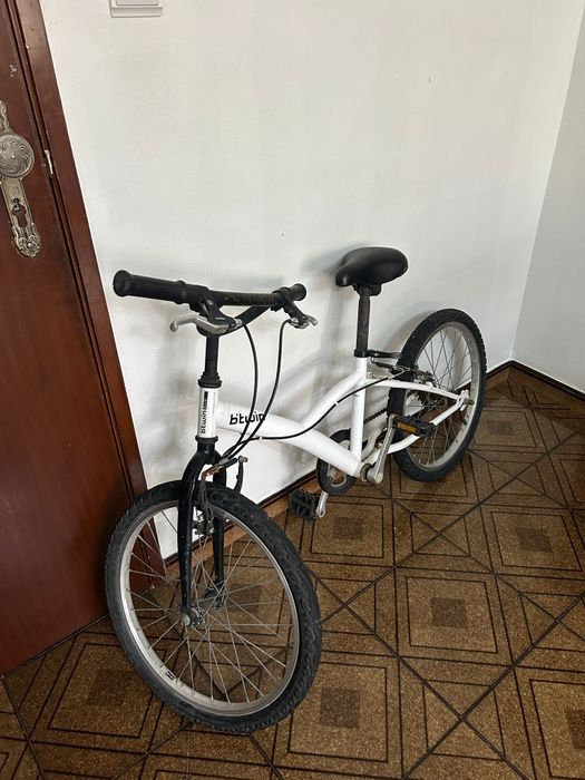 Bicicleta Btwin branca