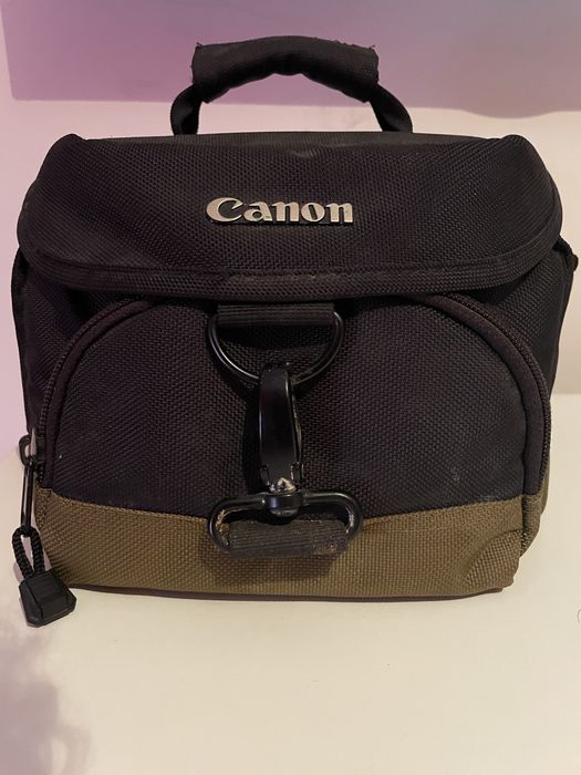 Canon EOS 600D + Lente 18-55mm + Mochila