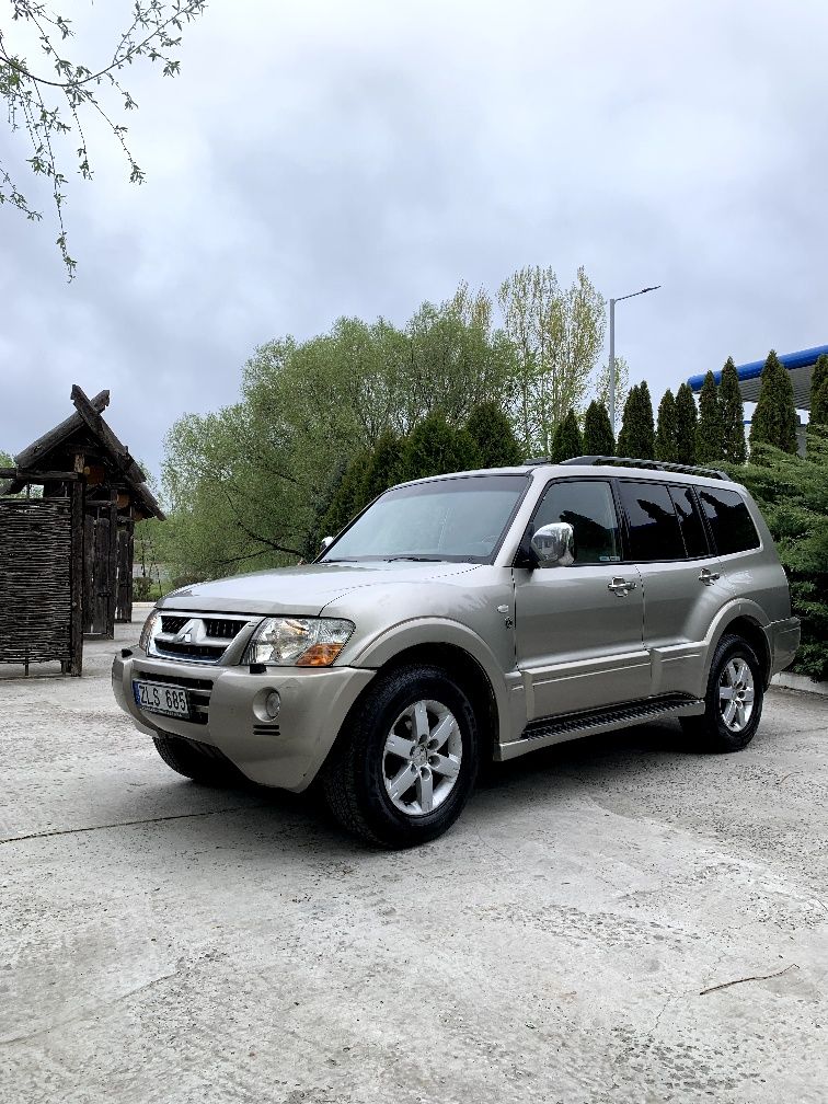 Mitsubishi Pajero 3.2DI-D Дизель Джип ЕВРОБЛЯХА