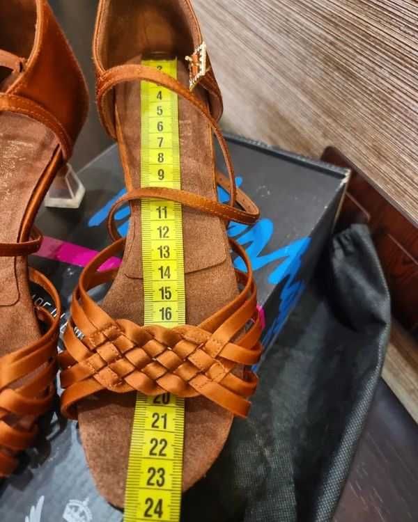 Туфлі для латини -International розмір 5 (38) -23,8см по устілці