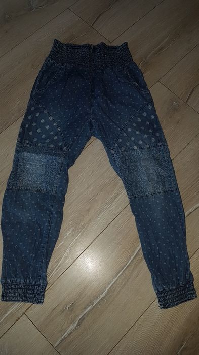 Spodnie rozmiar 128